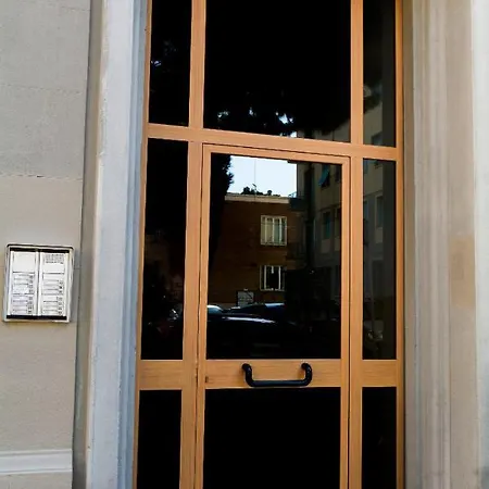 La Casa Dei Nonni Apartment *